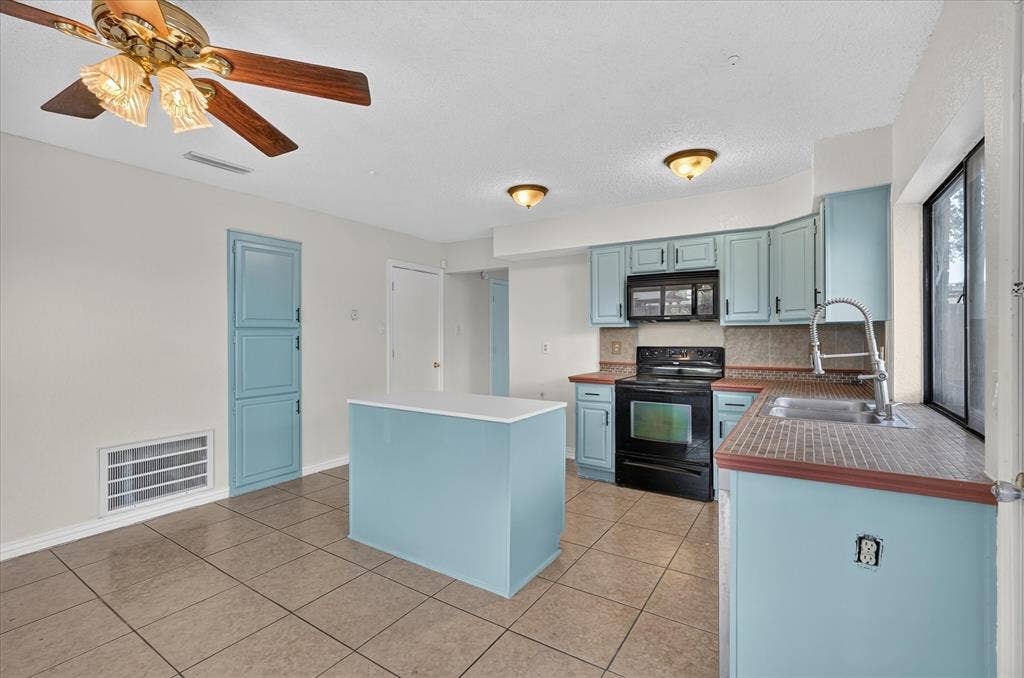 4114 Coryell Way, Mesquite, TX 75150 4114 Coryell Way, Mesquite, TX 75150