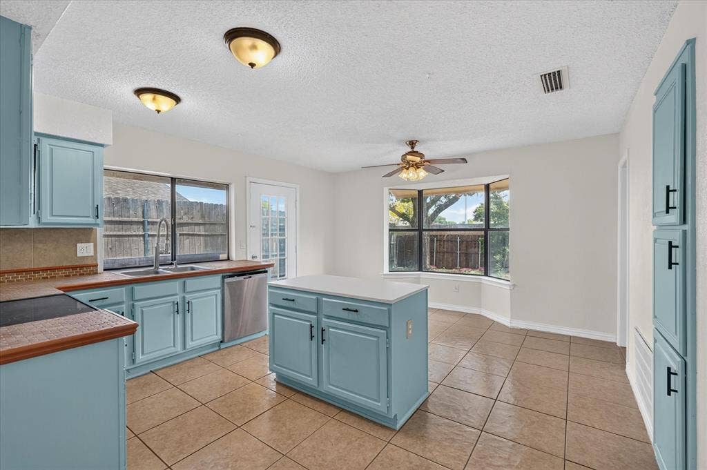 4114 Coryell Way, Mesquite, TX 75150 4114 Coryell Way, Mesquite, TX 75150