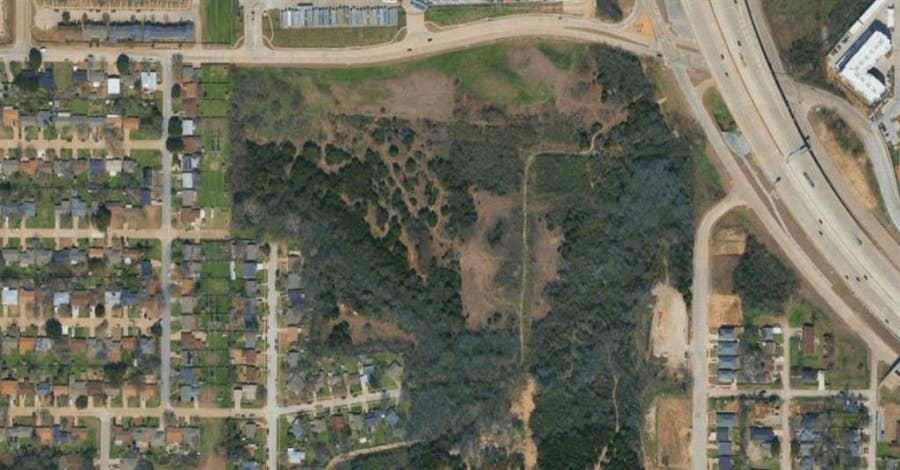 Property photo for 6 20th Street, Grand Prairie, TX