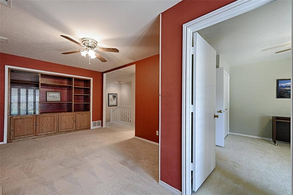 19 Country Lake Drive, Carrollton, TX 75006 Office space can easily be converted back to a bedroom