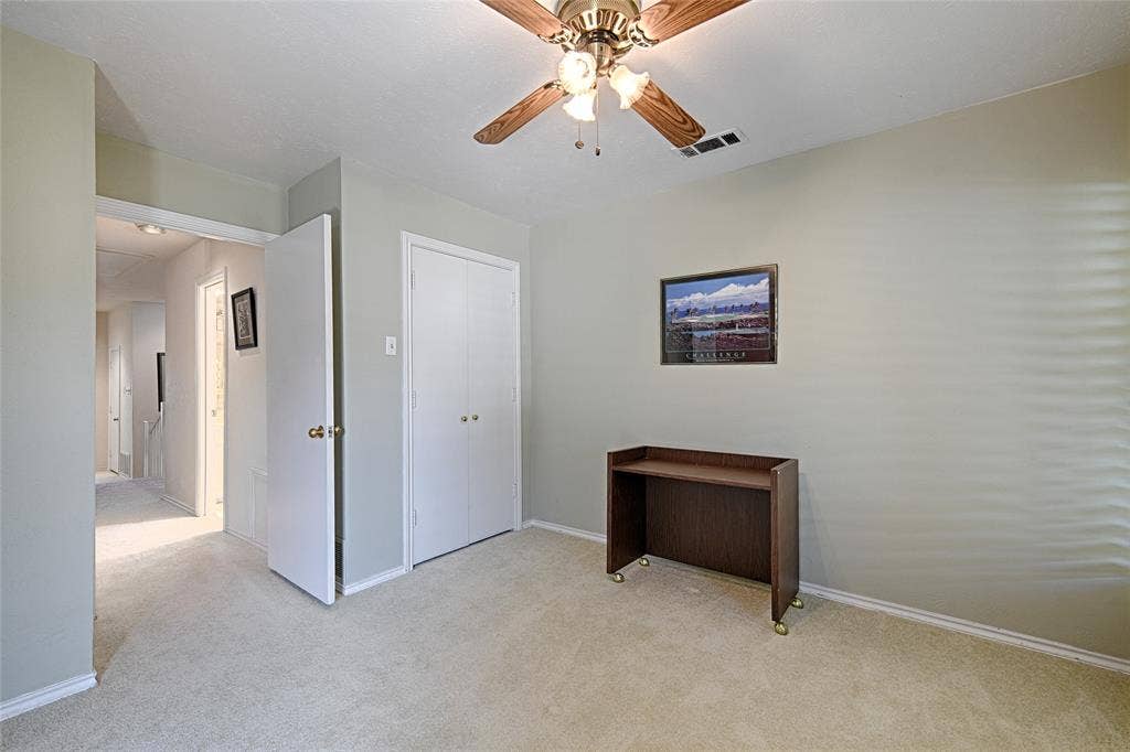 19 Country Lake Drive, Carrollton, TX 75006 Secondary Bedroom