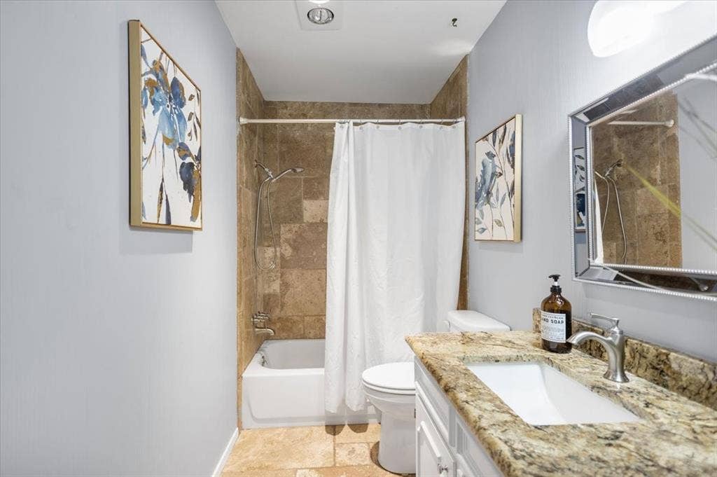 1100 Foxglove Lane, Tyler, TX 75703 1100 Foxglove Lane, Tyler, TX 75703