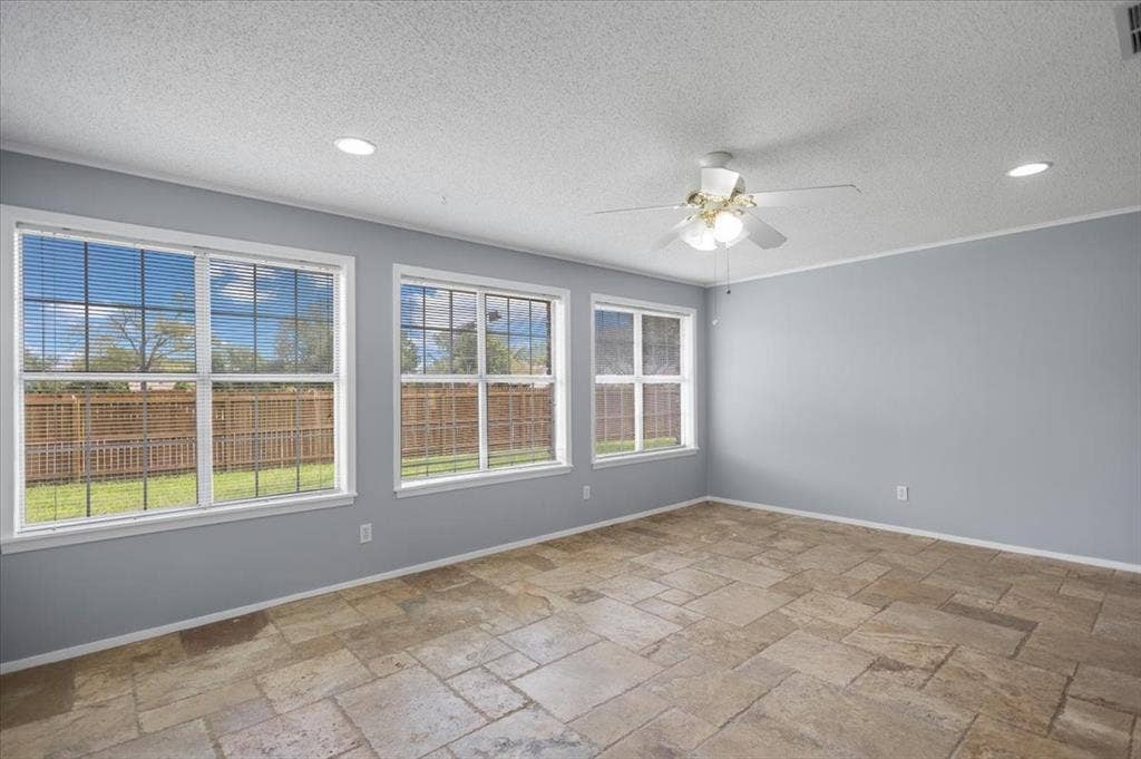 1100 Foxglove Lane, Tyler, TX 75703 1100 Foxglove Lane, Tyler, TX 75703