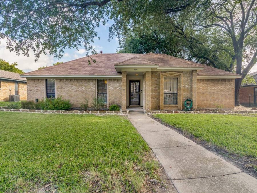 Property photo for 5114 Vera Cruz Drive, Garland, TX