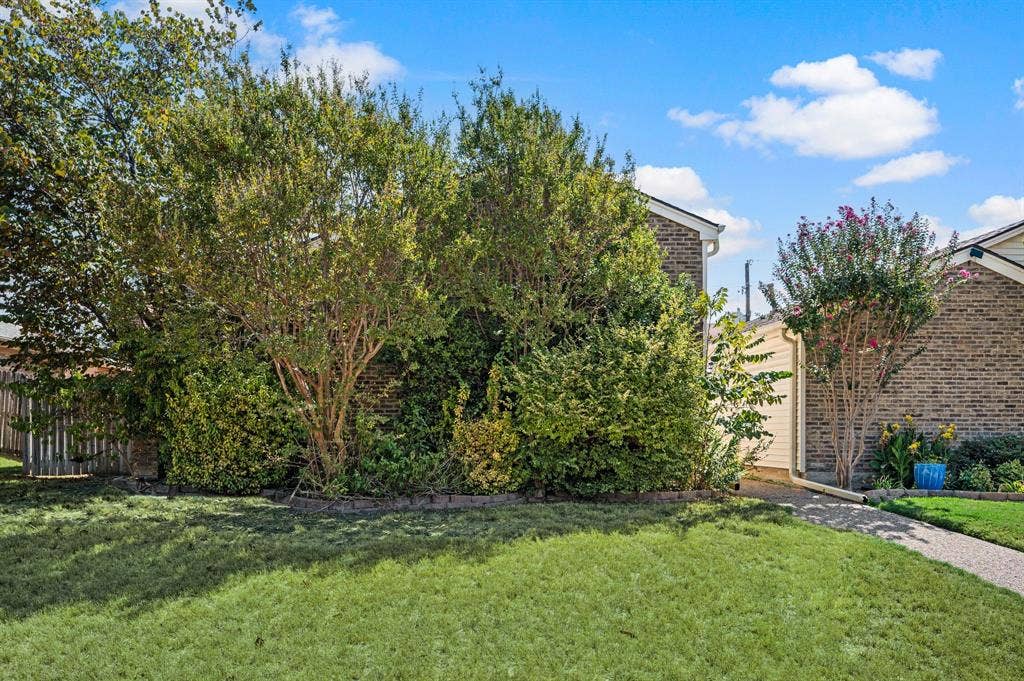 16408 Lauder Lane, Dallas, TX 75248