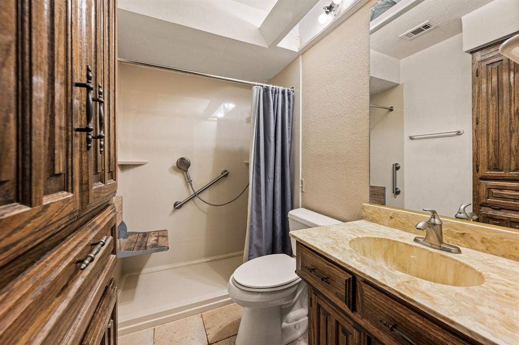 16408 Lauder Lane, Dallas, TX 75248