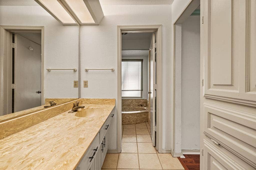 16408 Lauder Lane, Dallas, TX 75248