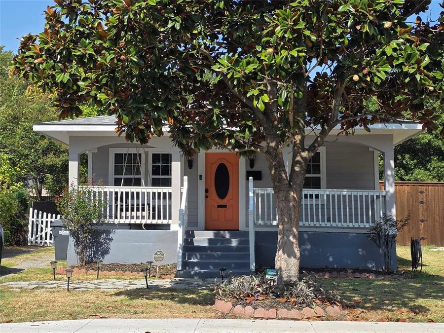 Property photo for 1405 N Oak Street, McKinney, TX