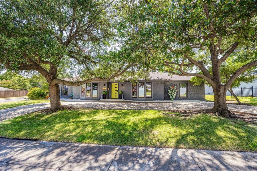 Property photo for 10232 Boedeker Street, Dallas, TX