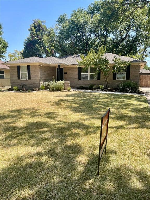 Property photo for 605 Devonshire Drive, Richardson, TX