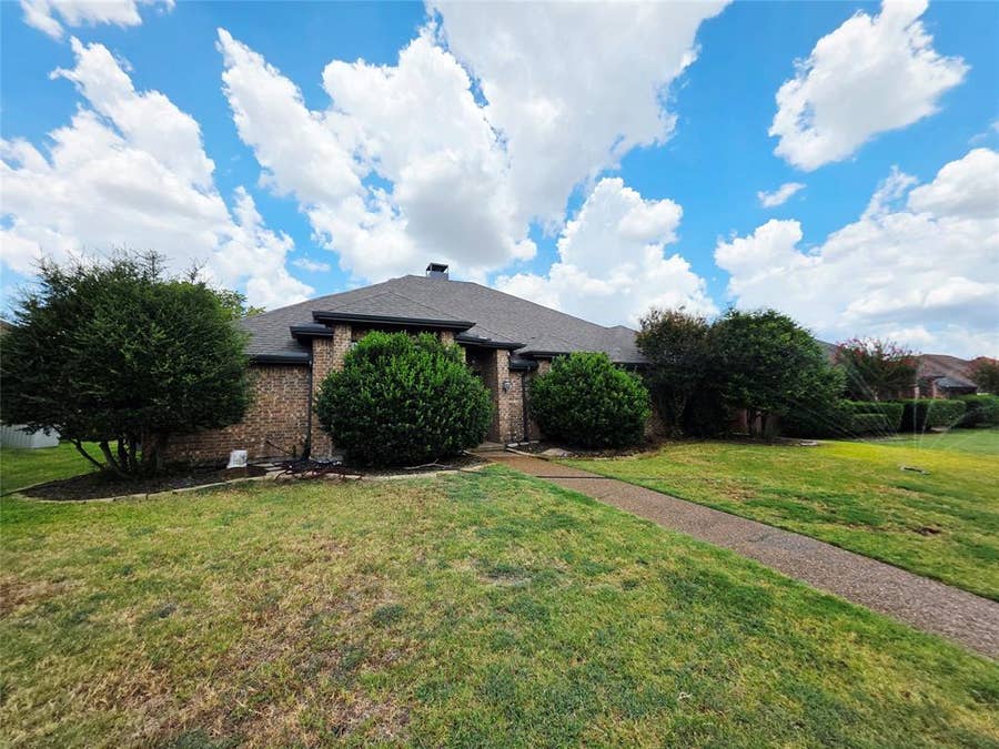 Property photo for 3321 Sailmaker Lane, Plano, TX