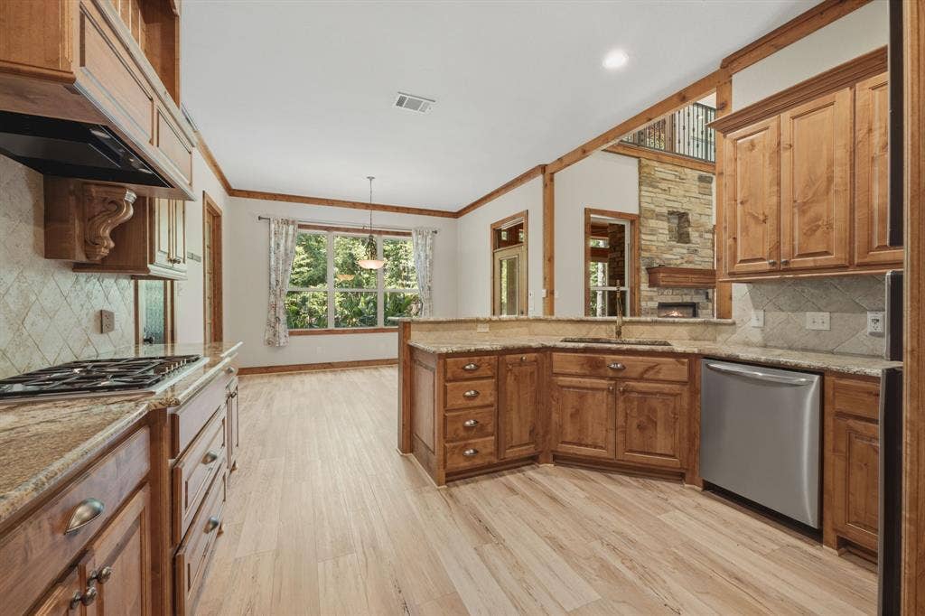 1822 Stonehaven Court, Tyler, TX 75703 1822 Stonehaven Court, Tyler, TX 75703
