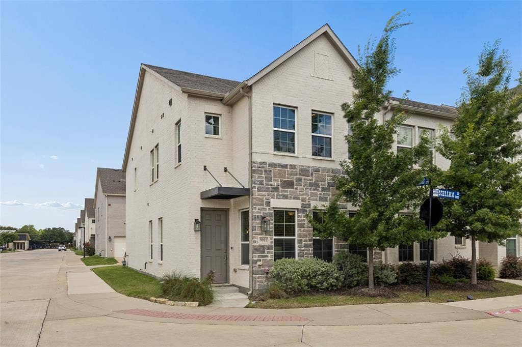 9901 Schramm Street, Irving, TX 75063 9901 Schramm Street, Irving, TX 75063