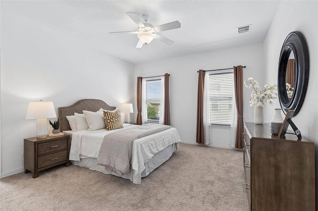 9901 Schramm Street, Irving, TX 75063 9901 Schramm Street, Irving, TX 75063