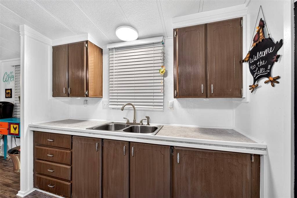 21165 Charina Circle, Chandler, TX 75758 21165 Charina Circle, Chandler, TX 75758