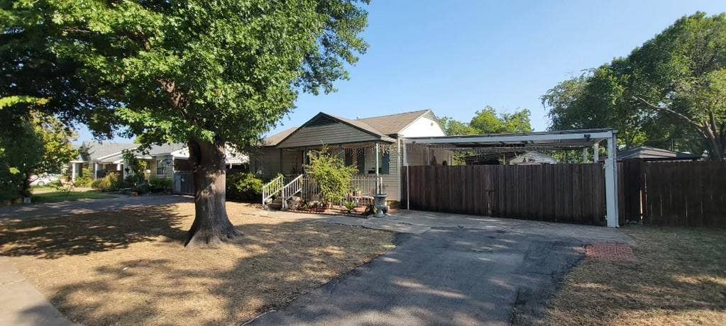 3518 Linda Drive, Dallas, TX 75220 3518 Linda Drive, Dallas, TX 75220