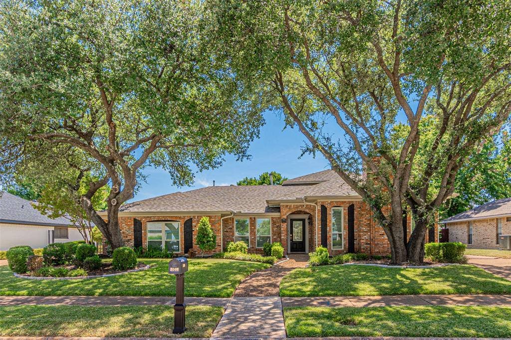 2509 Shadow Lane Drive, McKinney, TX 75072 Welcome to 2509 Shadow Lane Drive - McKinney