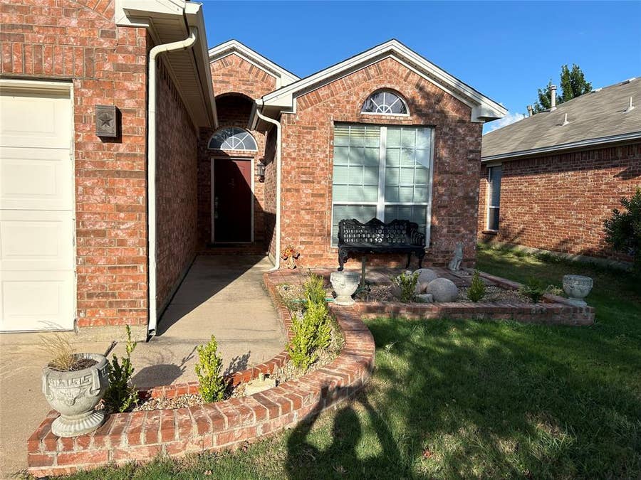 Property photo for 12608 Clarksburg Trail, Fort Worth, TX