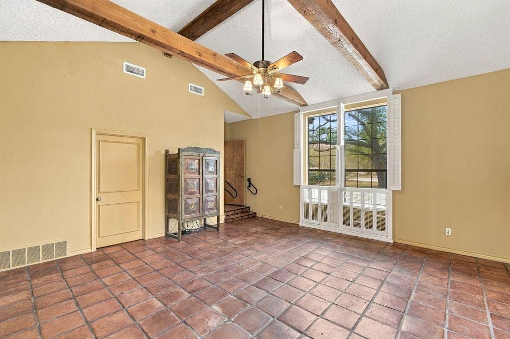 7210 Shiloh Road, Midlothian, TX 76065