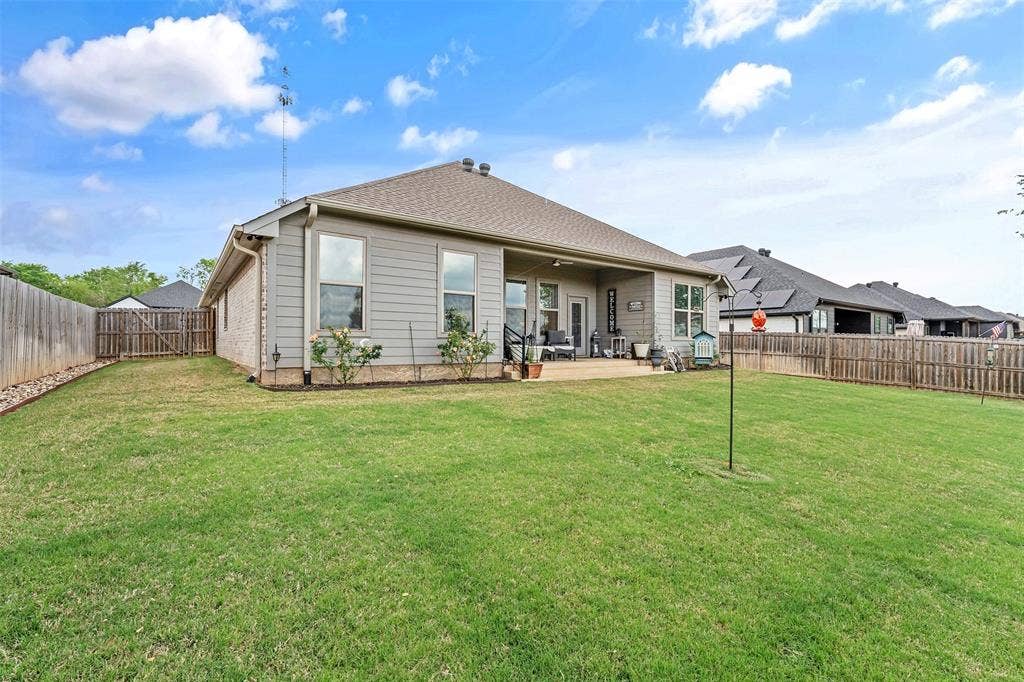 112 Amanda Avenue, Bullard, TX 75757 112 Amanda Avenue, Bullard, TX 75757