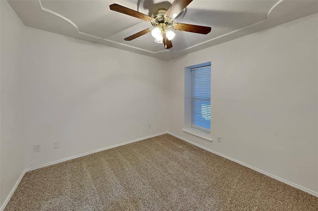 817 Lynne Lane, Burleson, TX 76028 817 Lynne Lane, Burleson, TX 76028