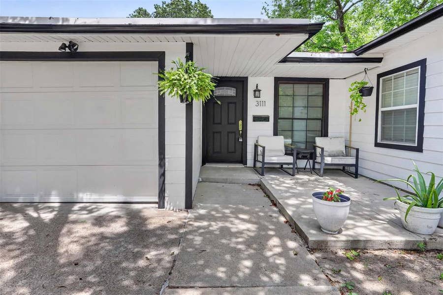 Property photo for 3111 Andrea Lane, Dallas, TX