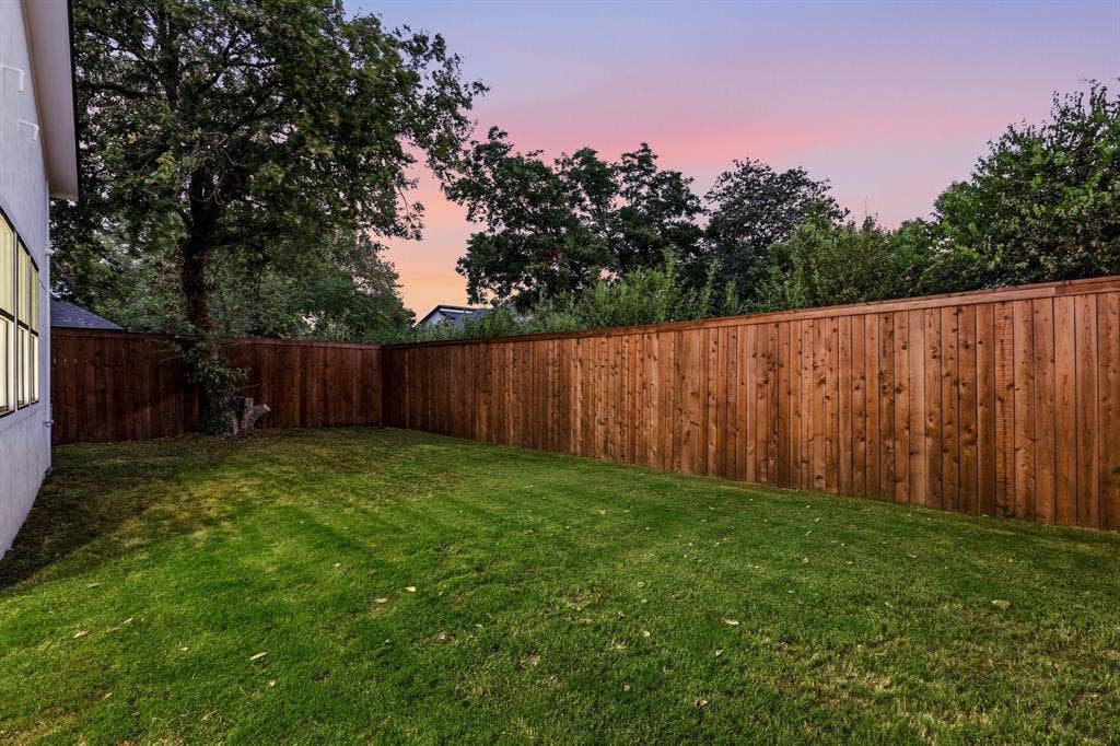 1954 Nomas Street, Dallas, TX 75212 1954 Nomas Street, Dallas, TX 75212