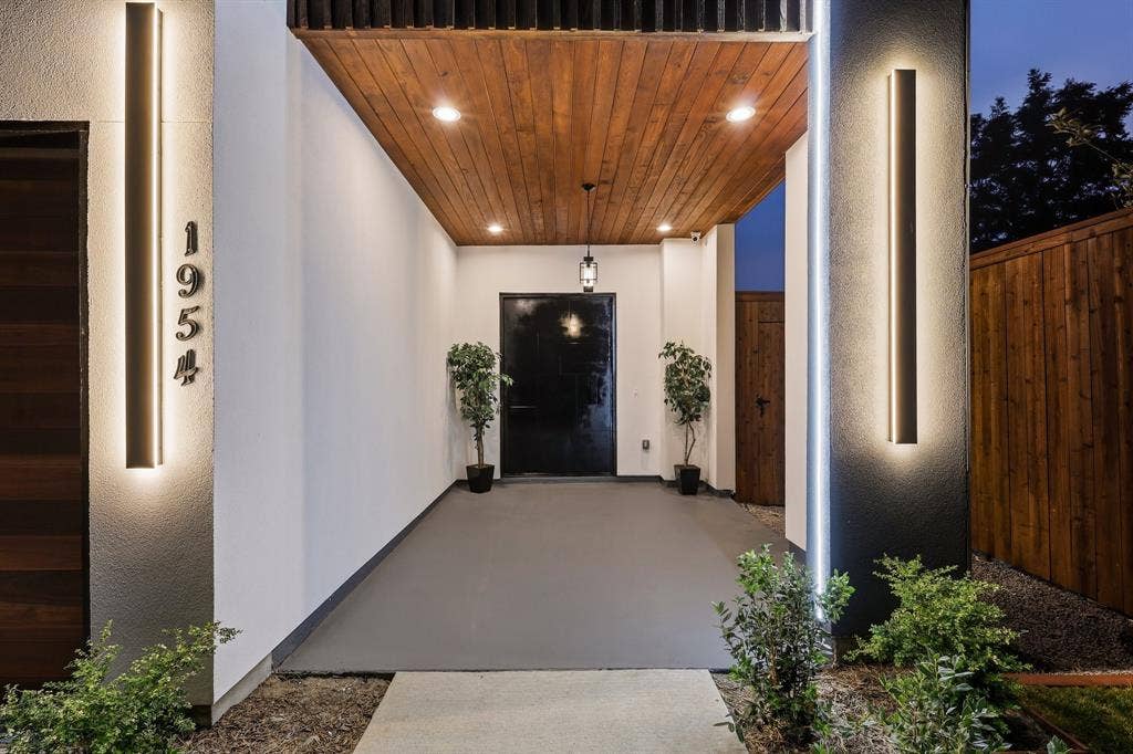 1954 Nomas Street, Dallas, TX 75212 1954 Nomas Street, Dallas, TX 75212
