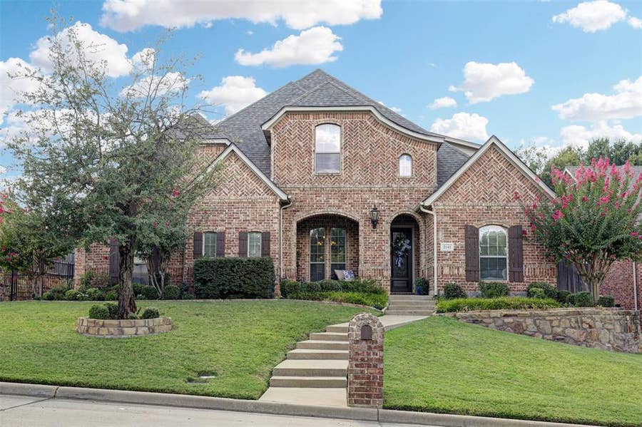Property photo for 2141 Farrington Lane, Hurst, TX