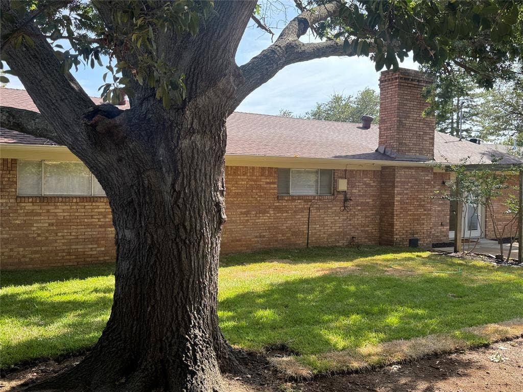 1306 Amherst Drive, Denton, TX 76201 1306 Amherst Drive, Denton, TX 76201