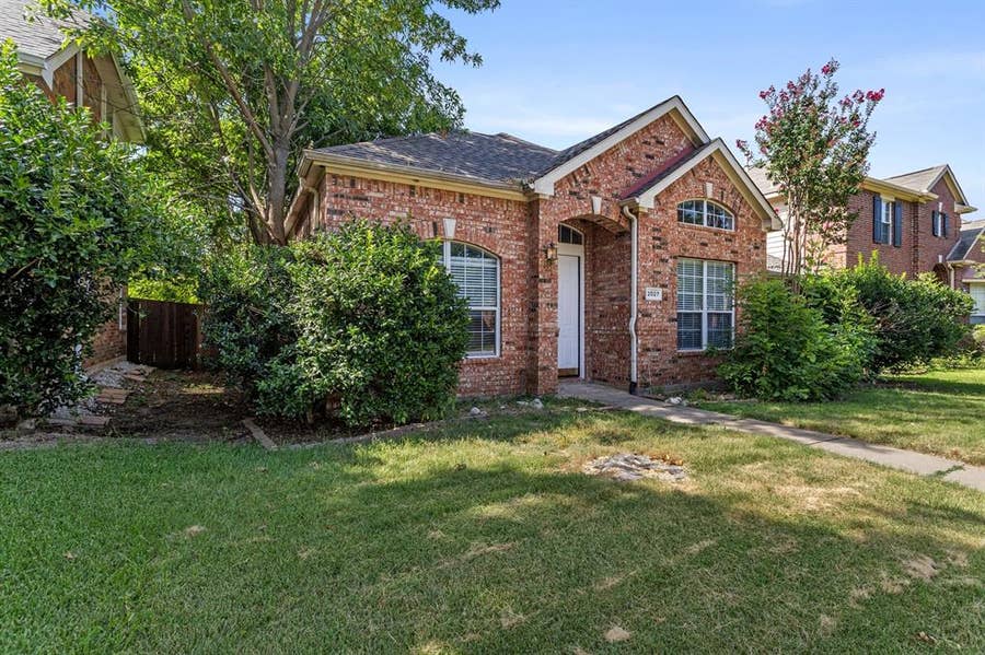 Property photo for 2027 Wimbledon Drive, Allen, TX