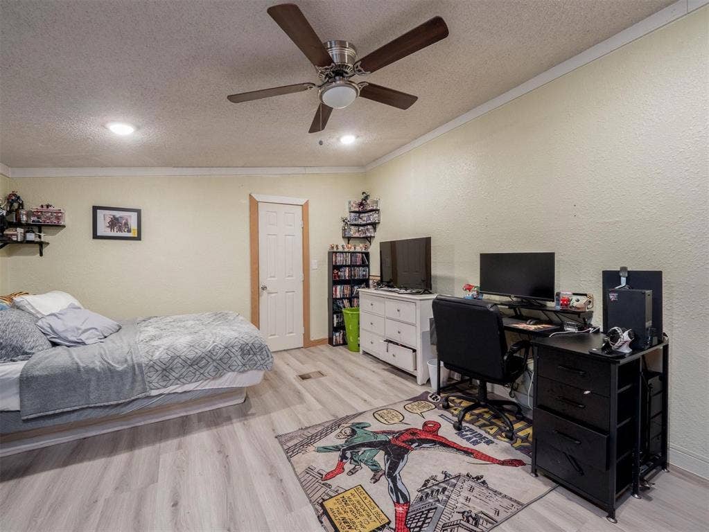 8591 W Ridge Drive, Quinlan, TX 75474