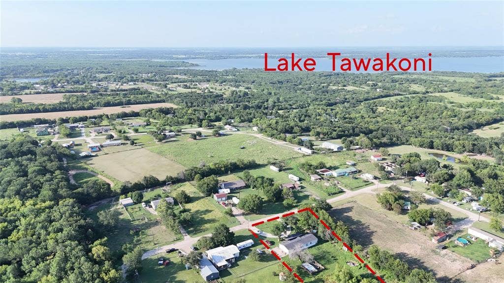 8591 W Ridge Drive, Quinlan, TX 75474