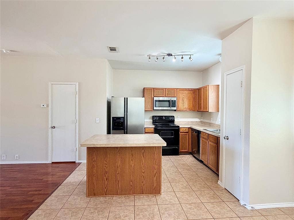 2632 Boedeker Drive, Plano, TX 75074 2632 Boedeker Drive, Plano, TX 75074