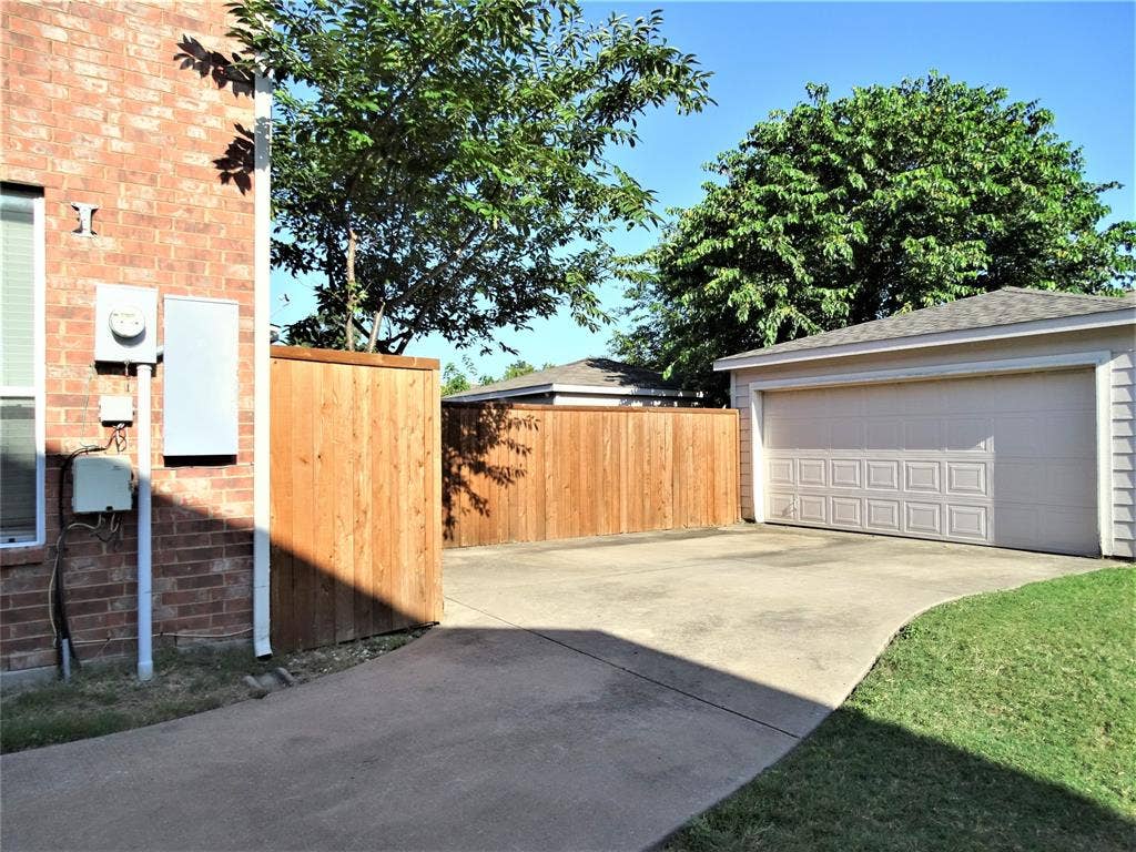 2632 Boedeker Drive, Plano, TX 75074 2632 Boedeker Drive, Plano, TX 75074