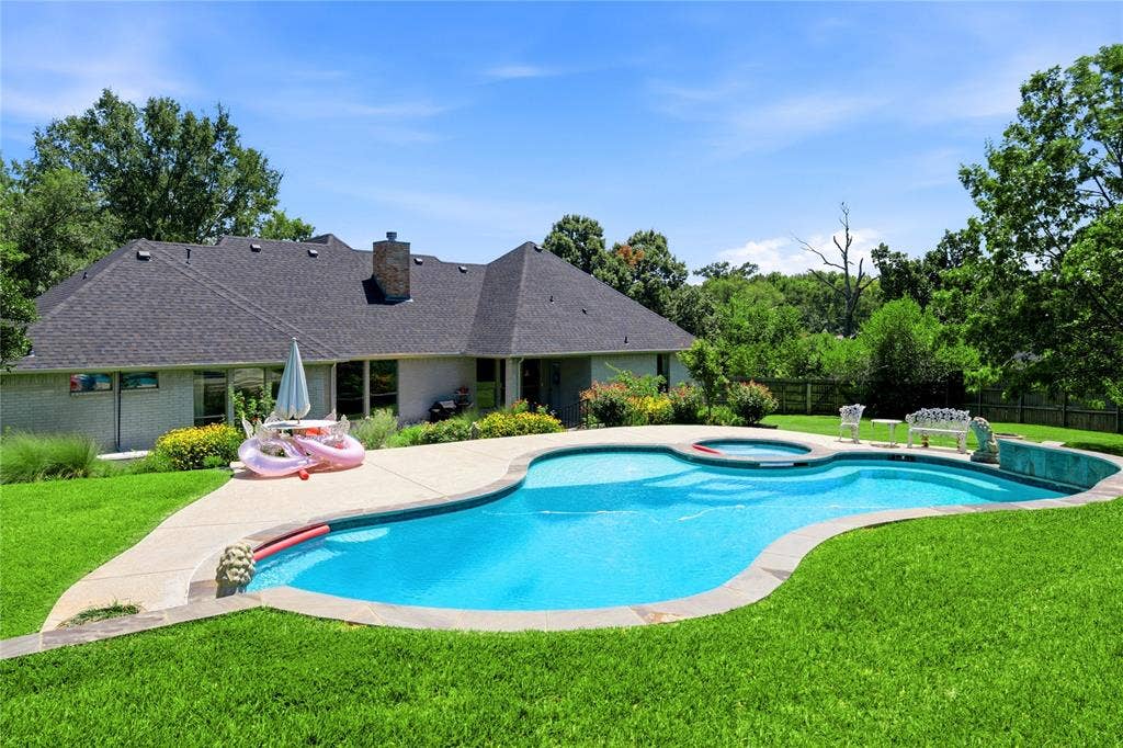 4 Mill Run Place, Athens, TX 75751 4 Mill Run Place, Athens, TX 75751