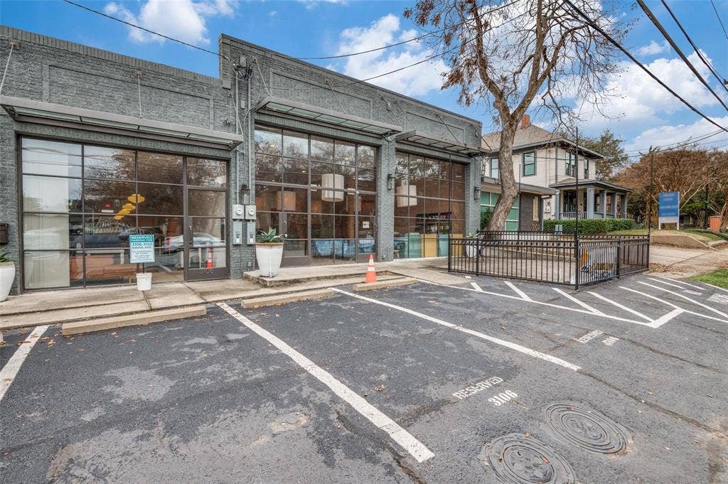 3106 Swiss Avenue, #3106, Dallas, TX 75204