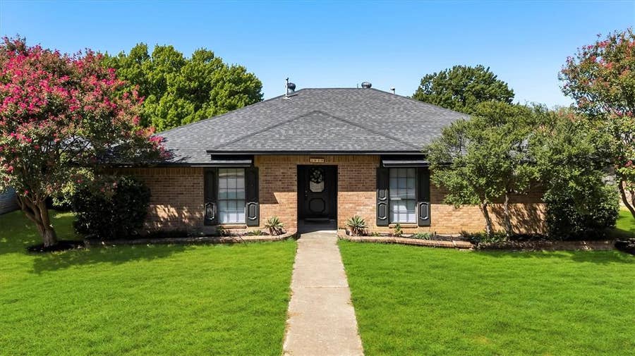 Property photo for 1918 Big Sky Drive, Lewisville, TX