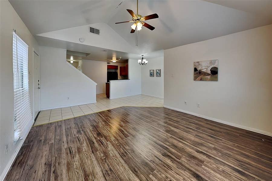 Property photo for 905 Fairbanks Circle, Duncanville, TX