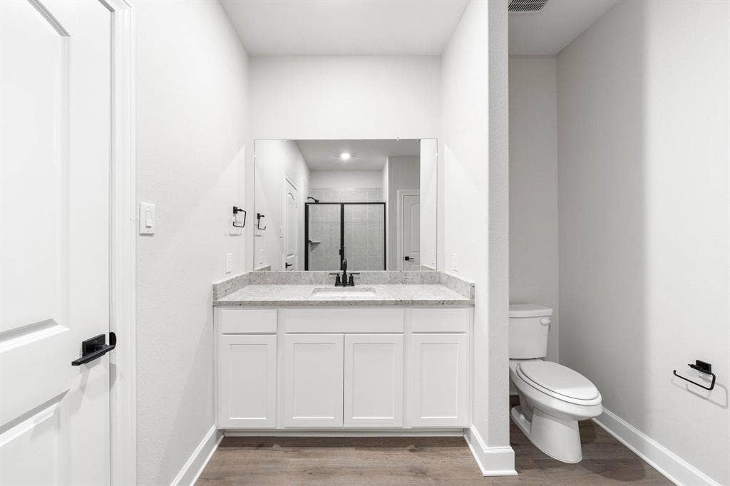1021 Holly Drive, Hutchins, TX 75141 1021 Holly Drive, Hutchins, TX 75141
