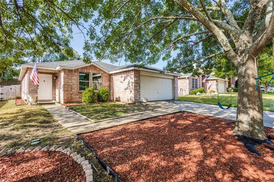 Property photo for 5417 Devils River Drive, McKinney, TX