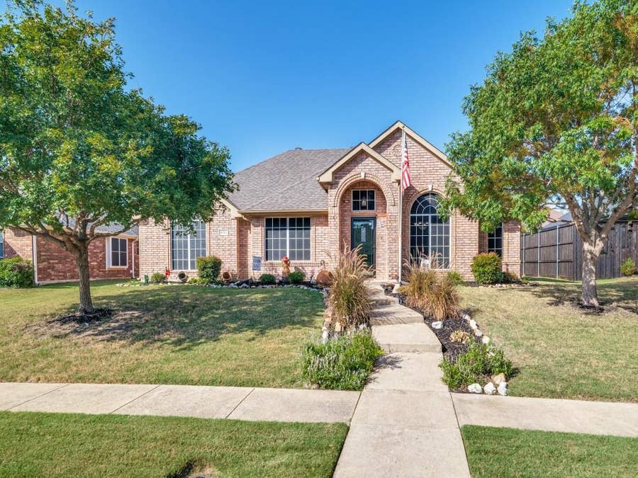 Property photo for 10313 Evergreen Drive, Rowlett, TX