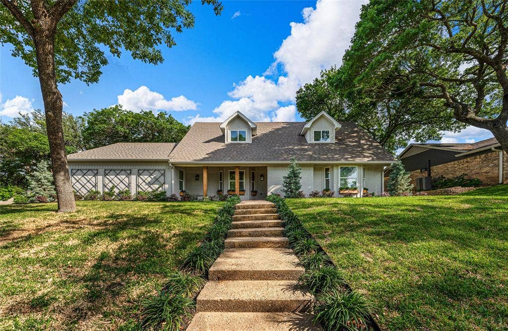 9916 Sandalwood Drive, Woodway, TX 76712 9916 Sandalwood Drive, Woodway, TX 76712