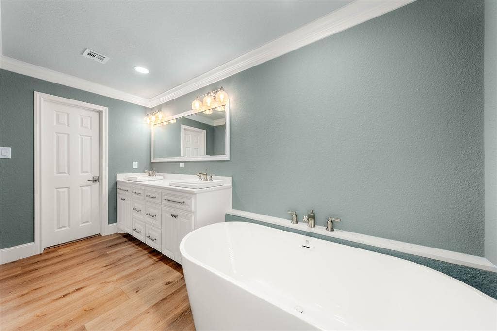 9916 Sandalwood Drive, Woodway, TX 76712 9916 Sandalwood Drive, Woodway, TX 76712