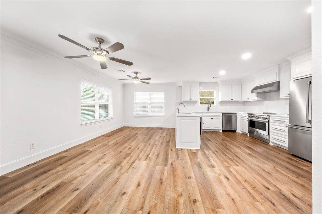 9916 Sandalwood Drive, Woodway, TX 76712 9916 Sandalwood Drive, Woodway, TX 76712