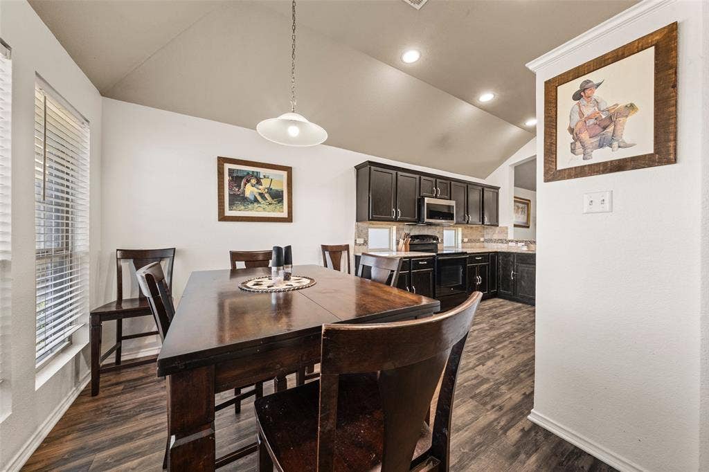 10816 Kestrel Court, Waco, TX 76708 10816 Kestrel Court, Waco, TX 76708