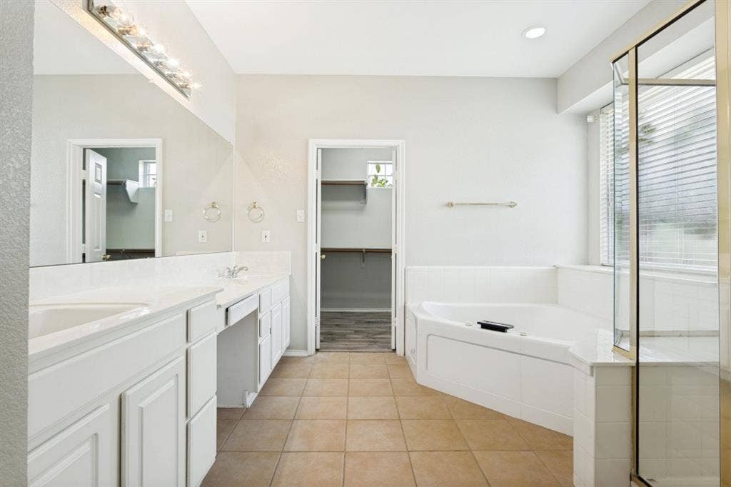 534 Hackberry Drive, Murphy, TX 75094 534 Hackberry Drive, Murphy, TX 75094