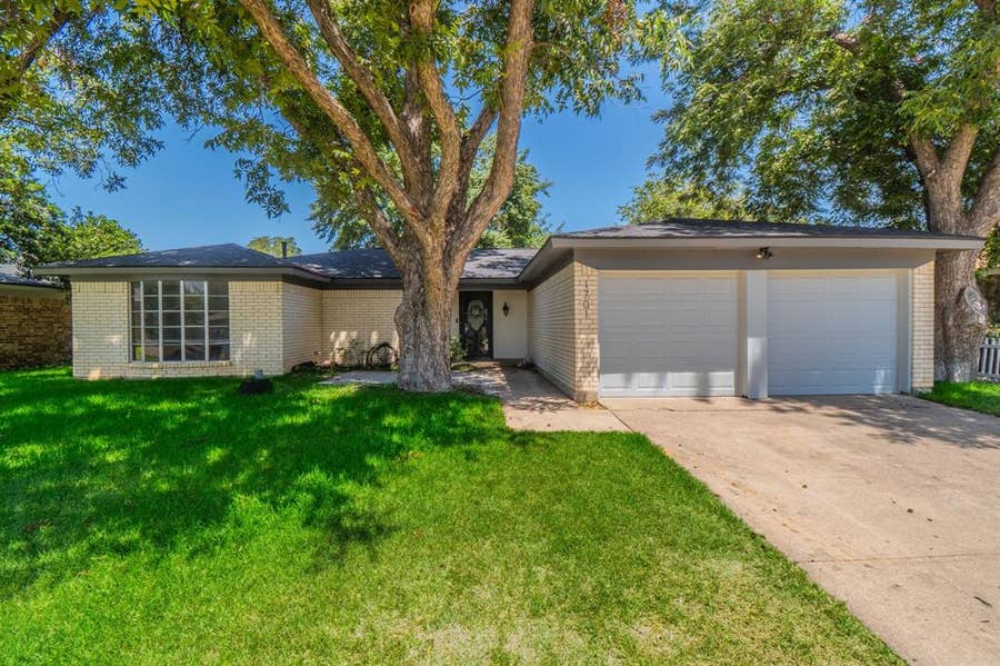 Property photo for 1701 Brookhaven Circle, Bedford, TX