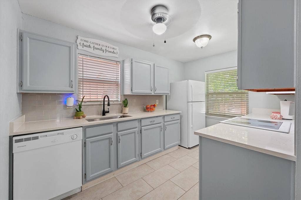 6317 Briar Knoll Drive, Garland, TX 75043 6317 Briar Knoll Drive, Garland, TX 75043