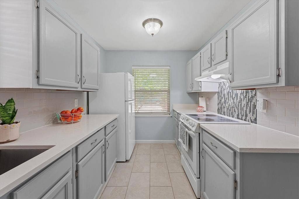 6317 Briar Knoll Drive, Garland, TX 75043 6317 Briar Knoll Drive, Garland, TX 75043